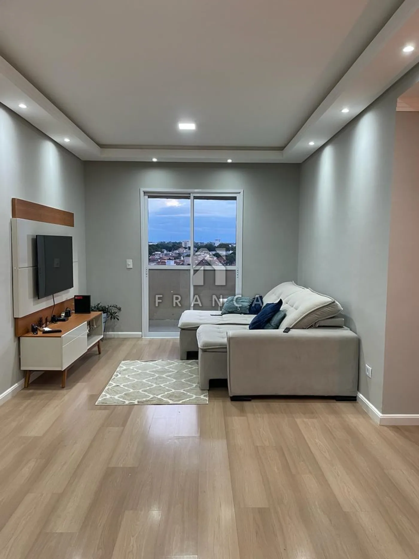 Alugar Apartamento / Padrão em São José dos Campos R$ 4.500,00 - Foto 3