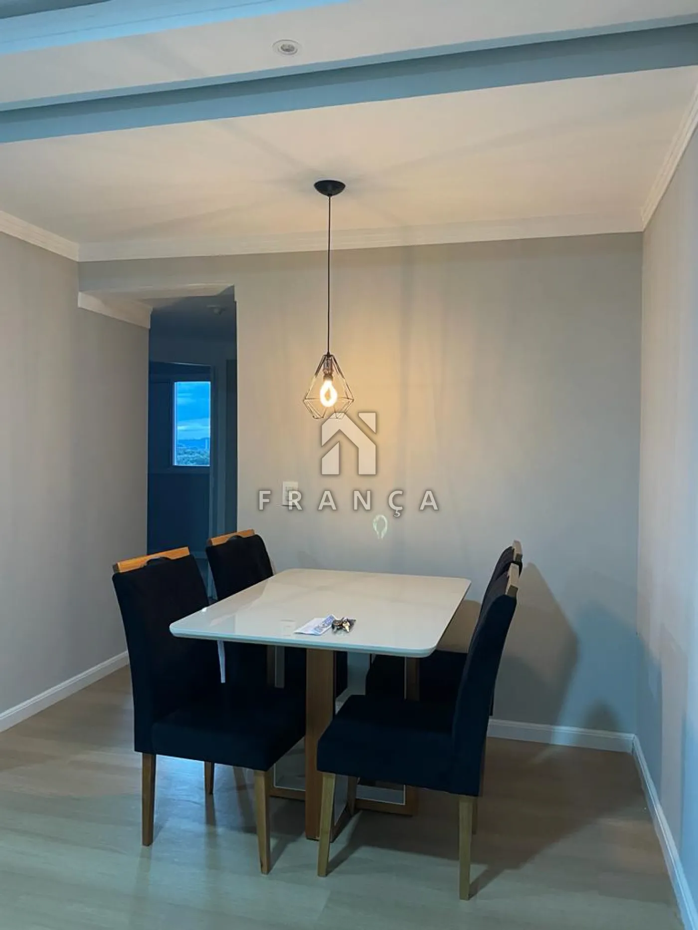 Alugar Apartamento / Padrão em São José dos Campos R$ 4.500,00 - Foto 2