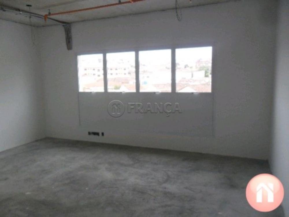 Alugar Comercial / Sala em Condomínio em Jacareí R$ 1.000,00 - Foto 4