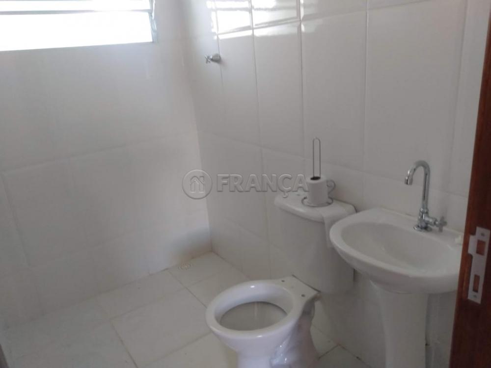 Alugar Casa / Condomínio em Jacareí R$ 1.300,00 - Foto 14