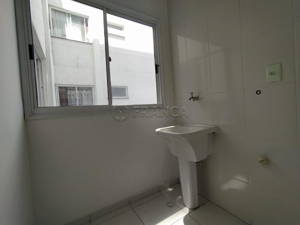 Alugar Apartamento / Padrão em Jacareí R$ 800,00 - Foto 8