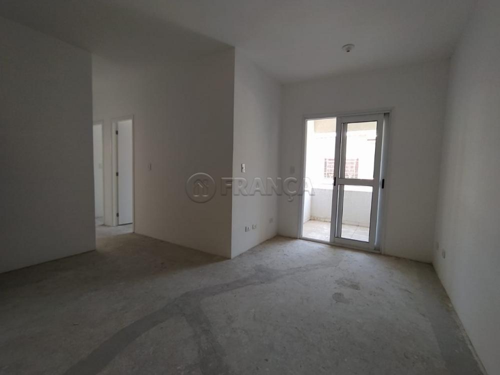 Alugar Apartamento / Padrão em Jacareí R$ 800,00 - Foto 1