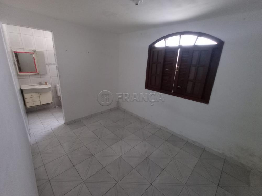 Alugar Casa / Padrão em Jacareí R$ 1.200,00 - Foto 8