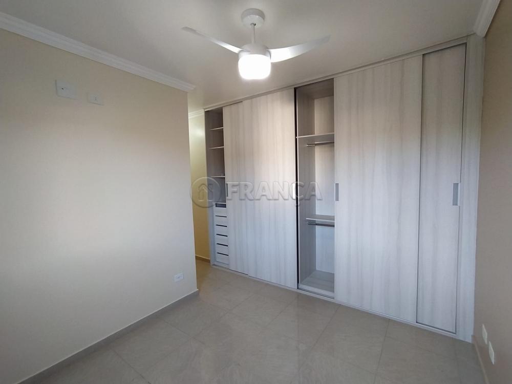 Alugar Apartamento / Padrão em Jacareí R$ 1.500,00 - Foto 8