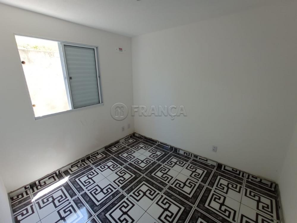 Alugar Apartamento / Padrão em Jacareí R$ 900,00 - Foto 3