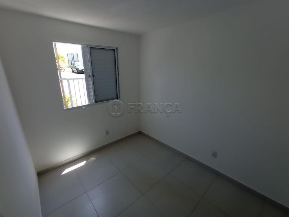 Alugar Apartamento / Padrão em Jacareí R$ 900,00 - Foto 3