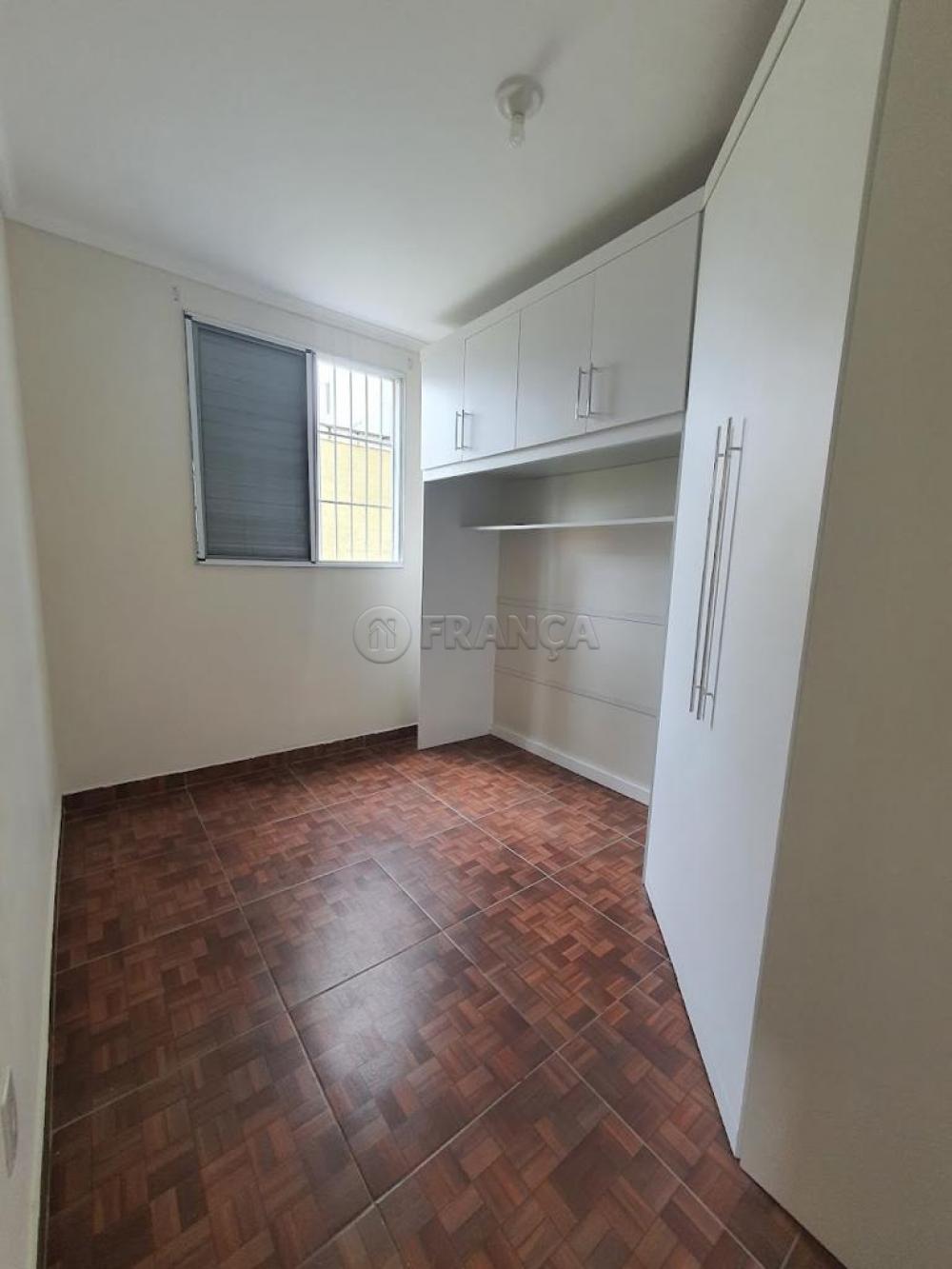 Alugar Apartamento / Padrão em Jacareí R$ 950,00 - Foto 9