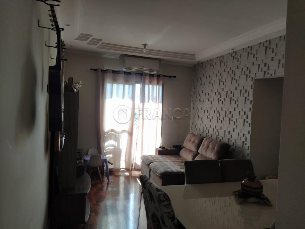 Alugar Apartamento / Padrão em Jacareí R$ 1.000,00 - Foto 3