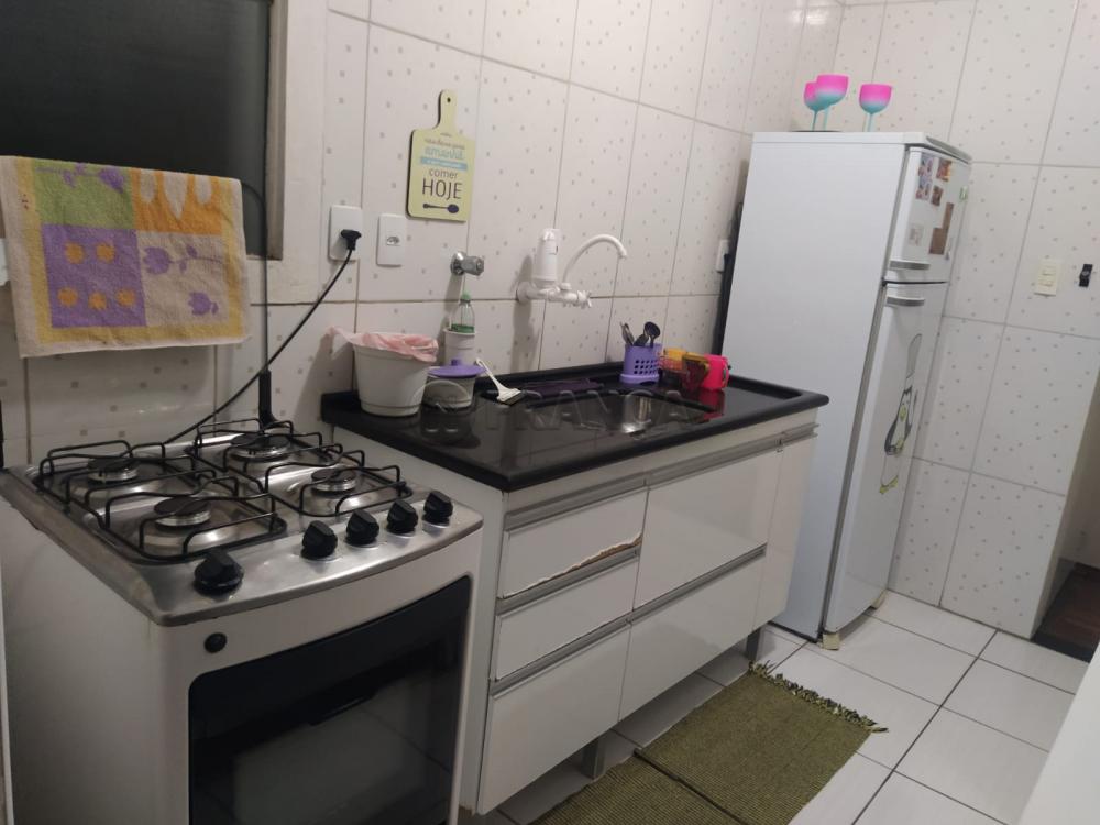 Alugar Apartamento / Padrão em Jacareí R$ 1.000,00 - Foto 13