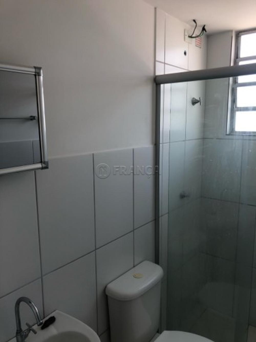 Alugar Apartamento / Padrão em São José dos Campos R$ 1.450,00 - Foto 5