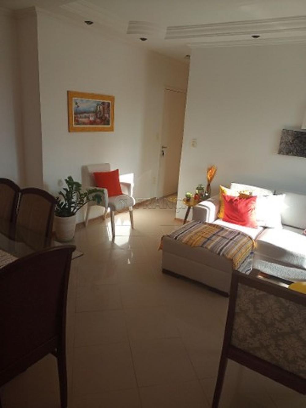 Comprar Apartamento / Padrão em São José dos Campos R$ 470.000,00 - Foto 2