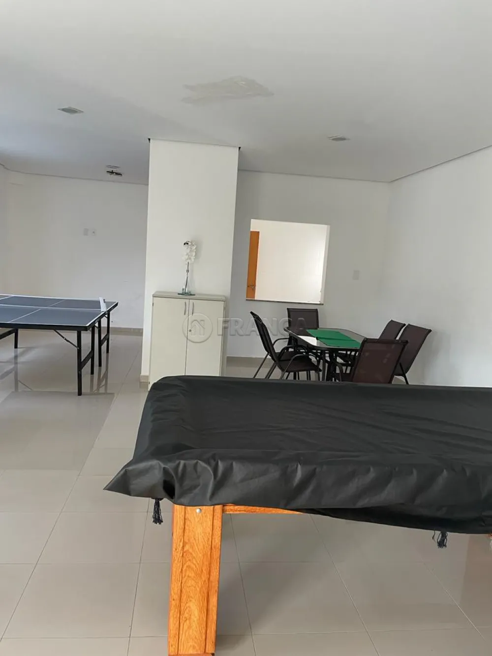 Apartamento de 3 dormitórios na região central de Jacareí