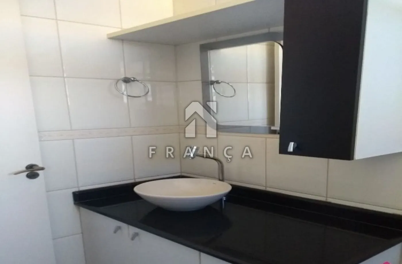 Alugar Apartamento / Padrão em Jacareí R$ 2.100,00 - Foto 16