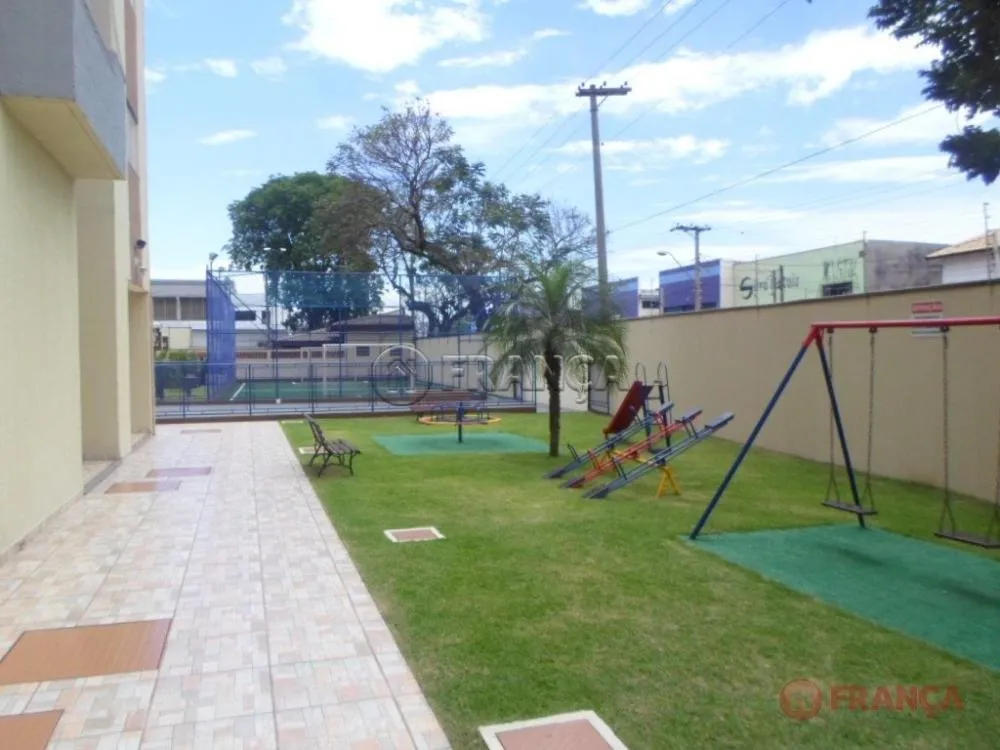 Alugar Apartamento / Padrão em Jacareí R$ 2.100,00 - Foto 9