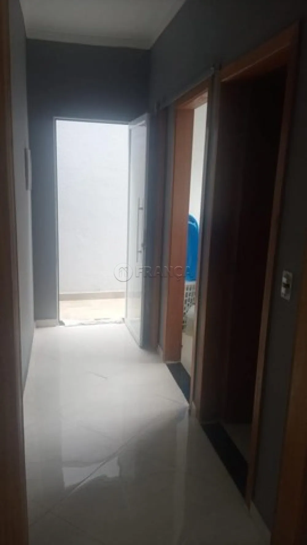 Comprar Casa / Padrão em São José dos Campos R$ 425.000,00 - Foto 3