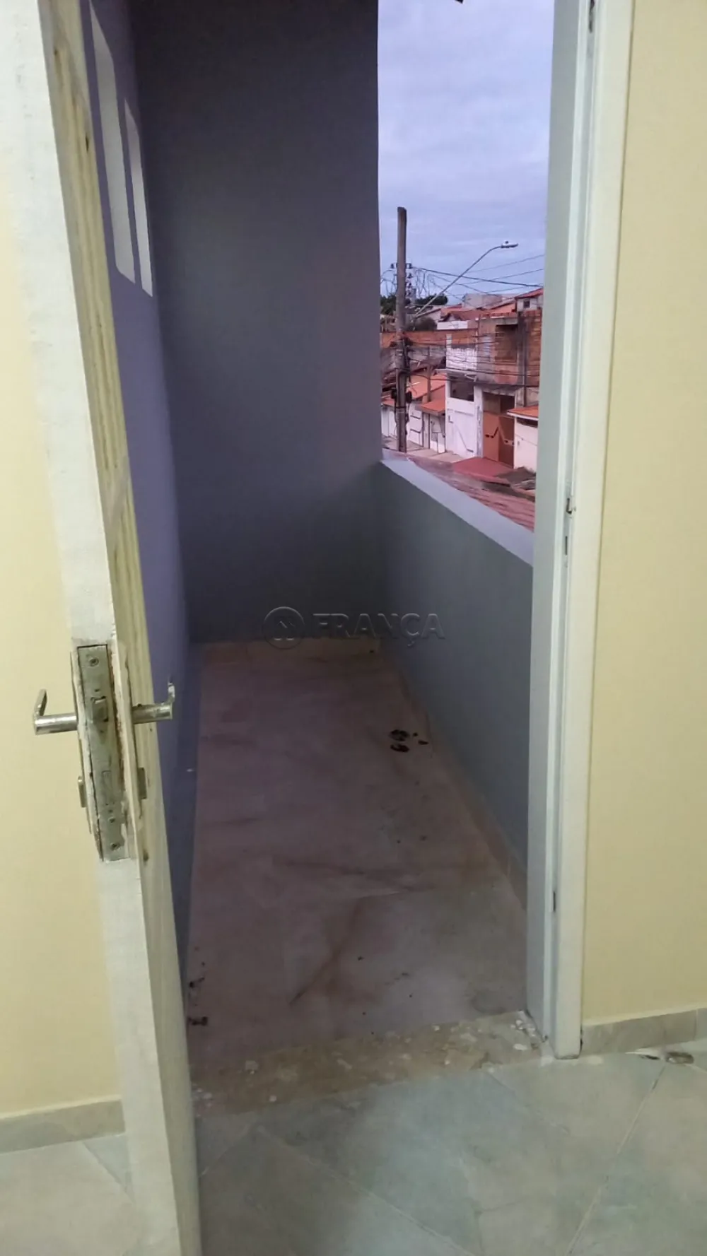 Alugar Casa / Sobrado em Jacareí R$ 1.700,00 - Foto 16