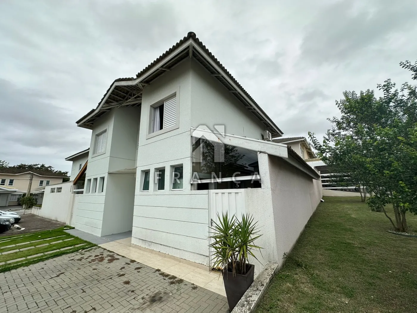 Comprar Casa / Condomínio em Jacareí R$ 650.000,00 - Foto 1