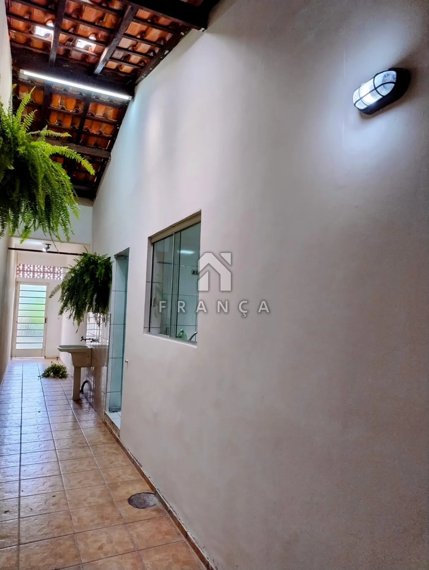 Alugar Casa / Padrão em Jacareí R$ 3.250,00 - Foto 17