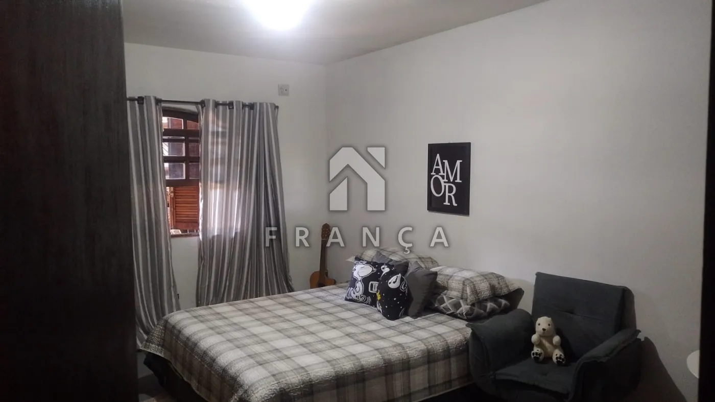 Alugar Casa / Padrão em Jacareí R$ 2.200,00 - Foto 6