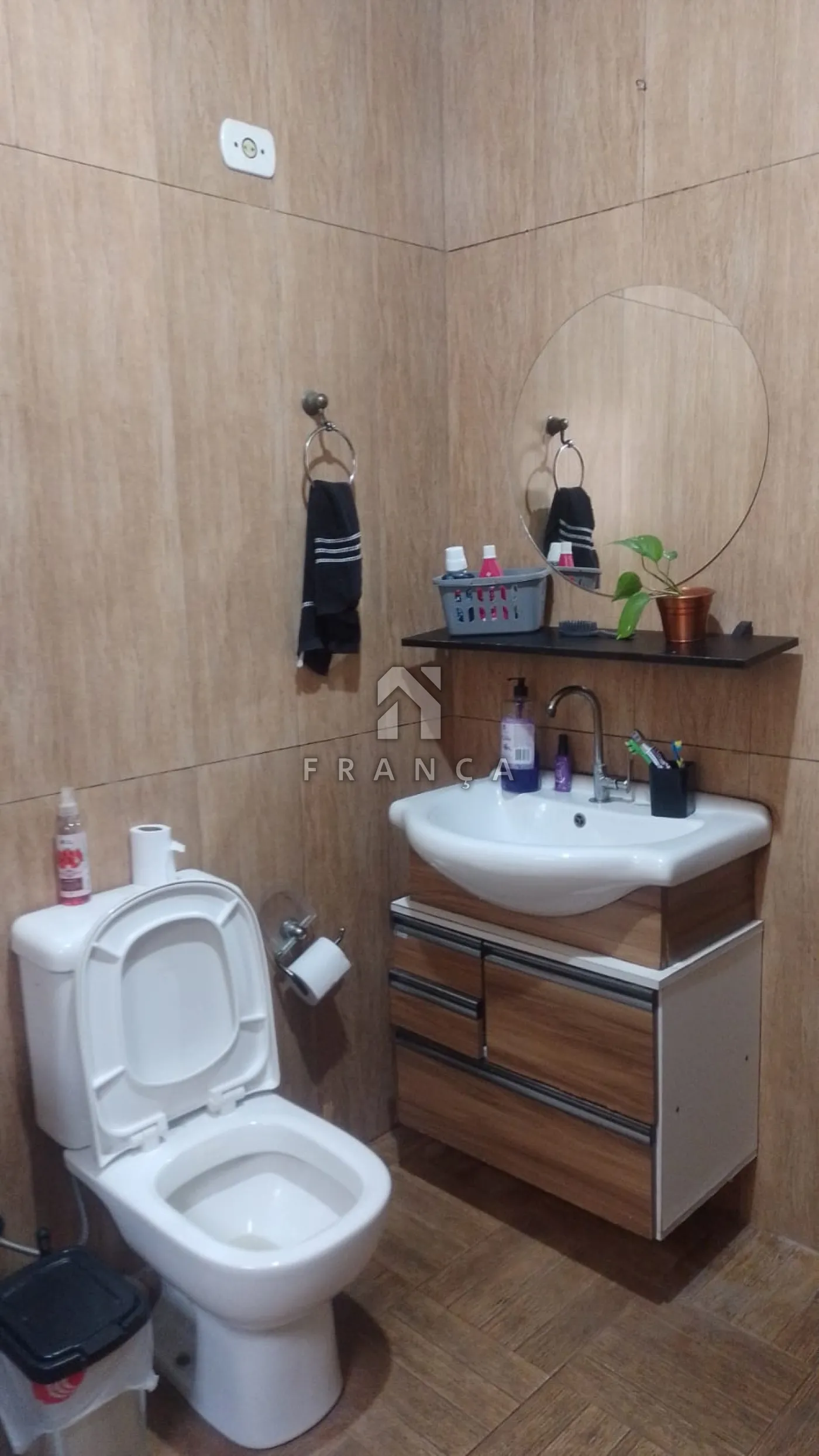 Alugar Casa / Padrão em Jacareí R$ 2.200,00 - Foto 13