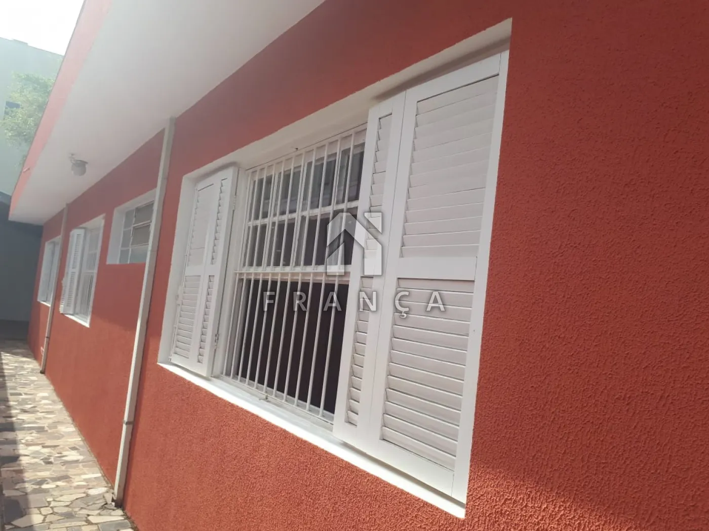 Alugar Casa / Padrão em São José dos Campos R$ 4.000,00 - Foto 3