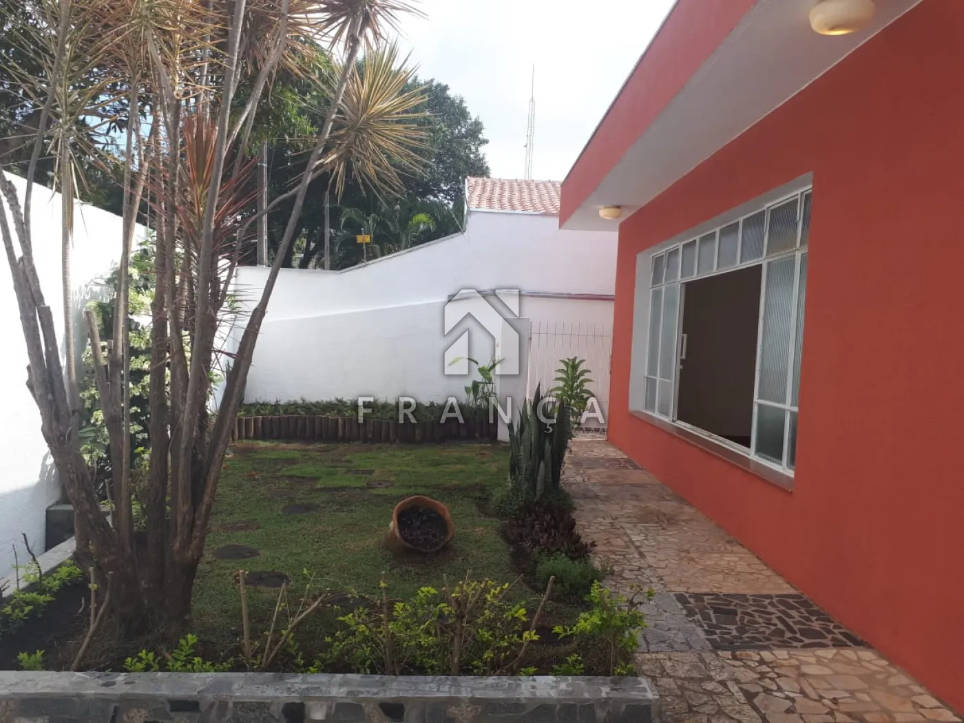 Alugar Casa / Padrão em São José dos Campos R$ 4.000,00 - Foto 5