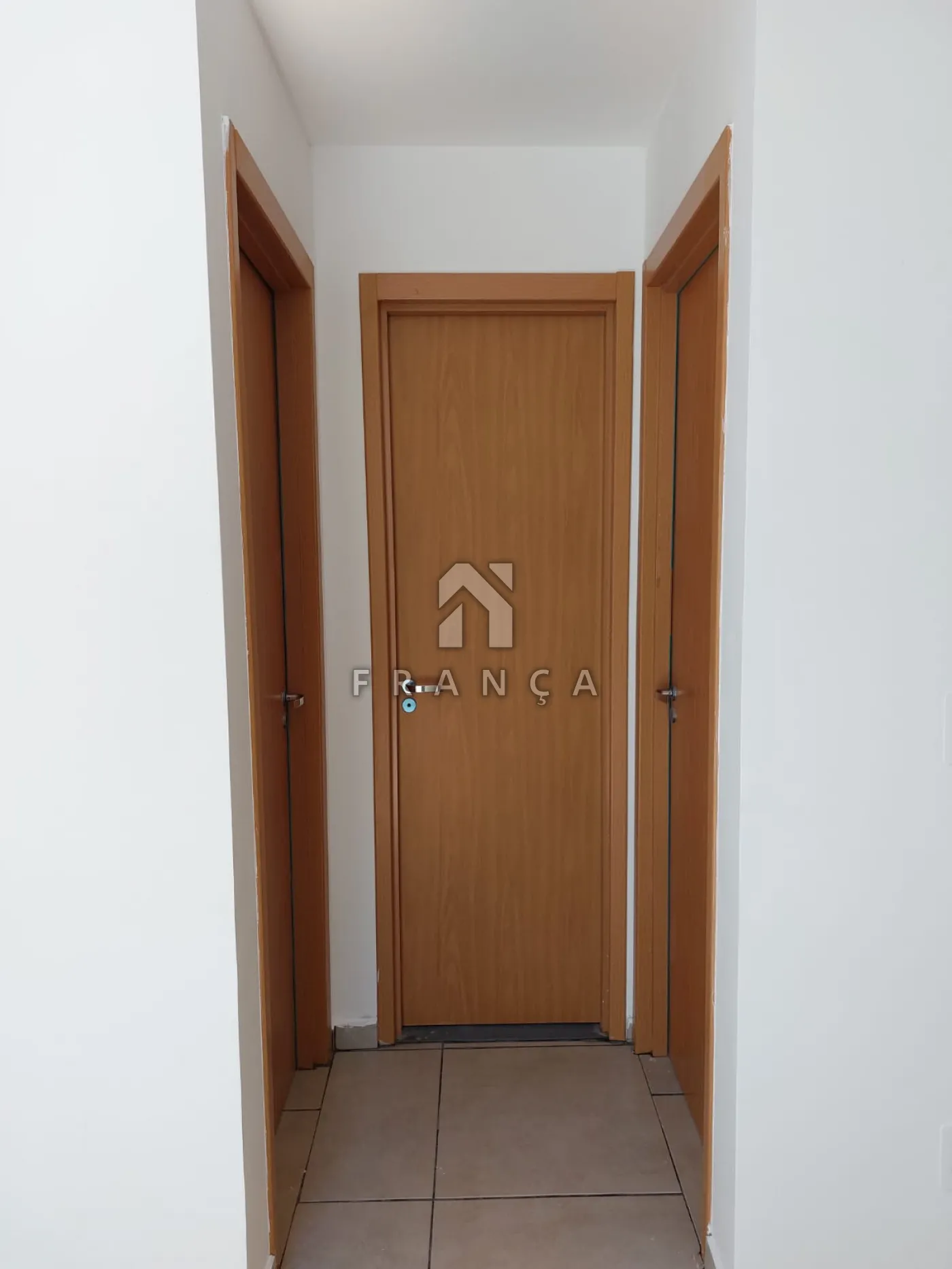 Alugar Apartamento / Padrão em Jacareí R$ 1.000,00 - Foto 7