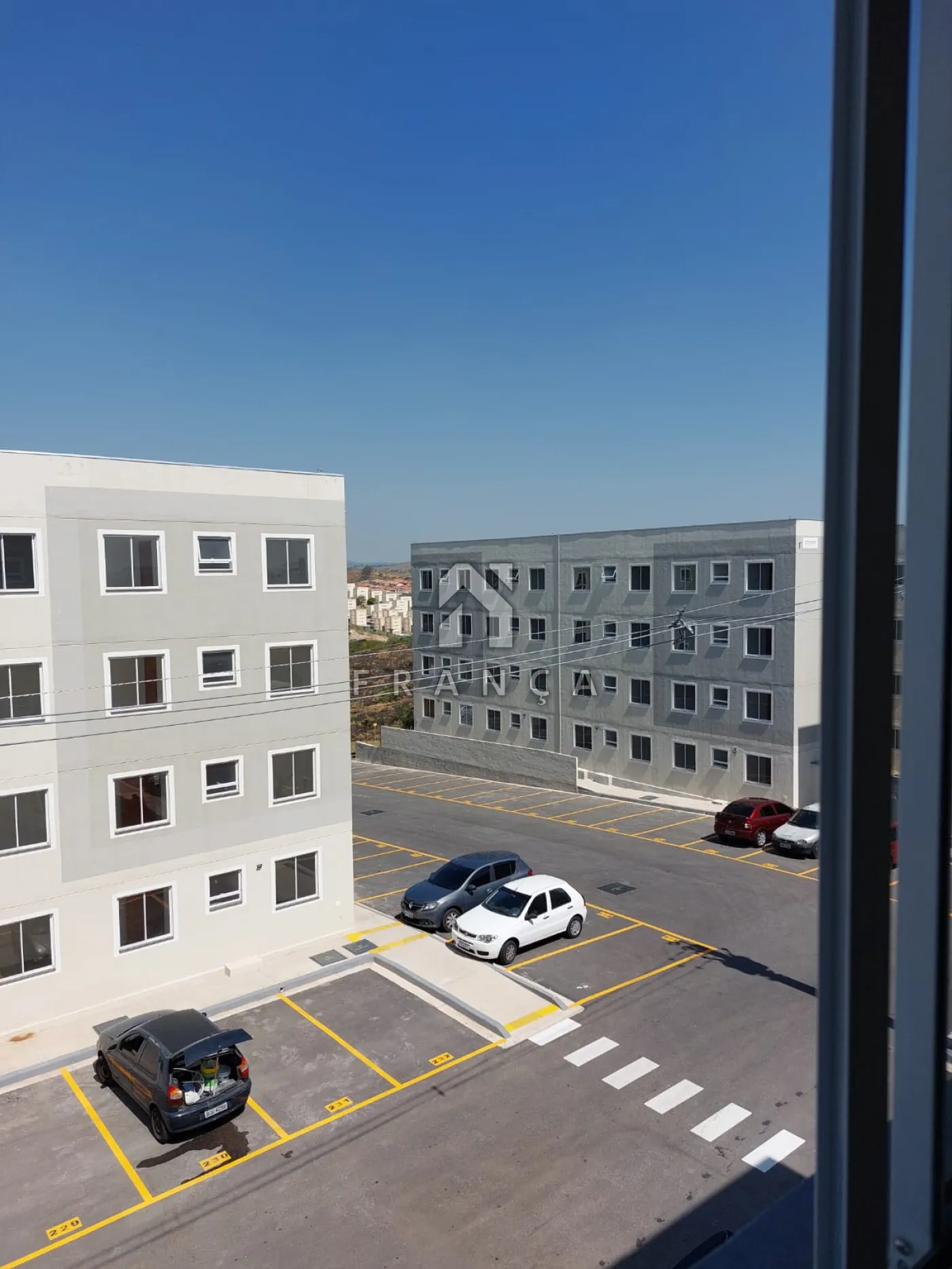 Alugar Apartamento / Padrão em Jacareí R$ 1.000,00 - Foto 11
