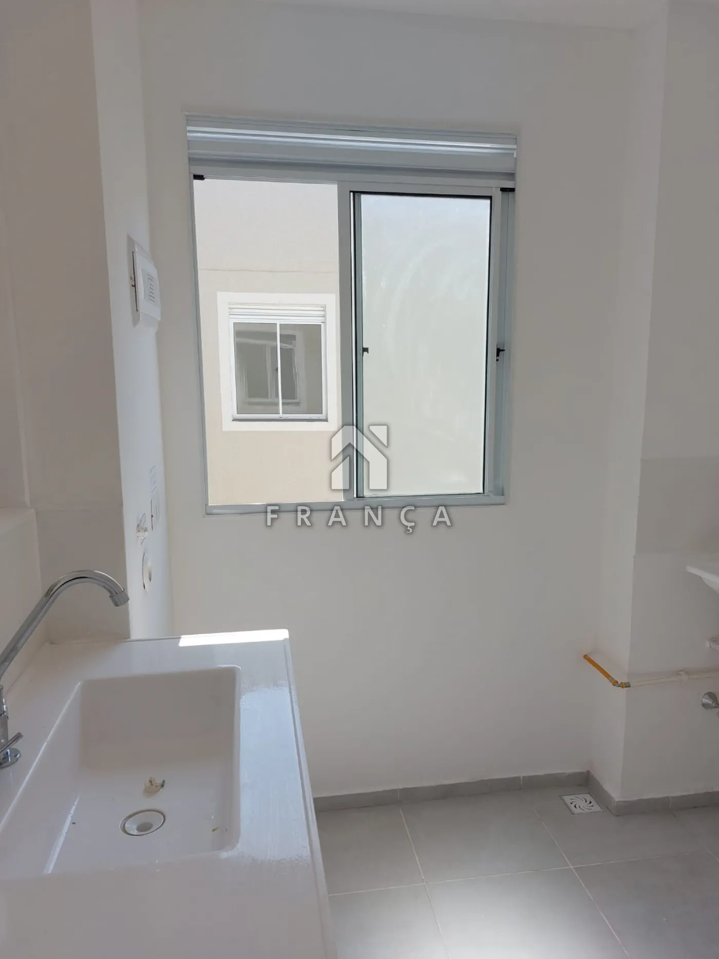 Alugar Apartamento / Padrão em Jacareí R$ 1.000,00 - Foto 6