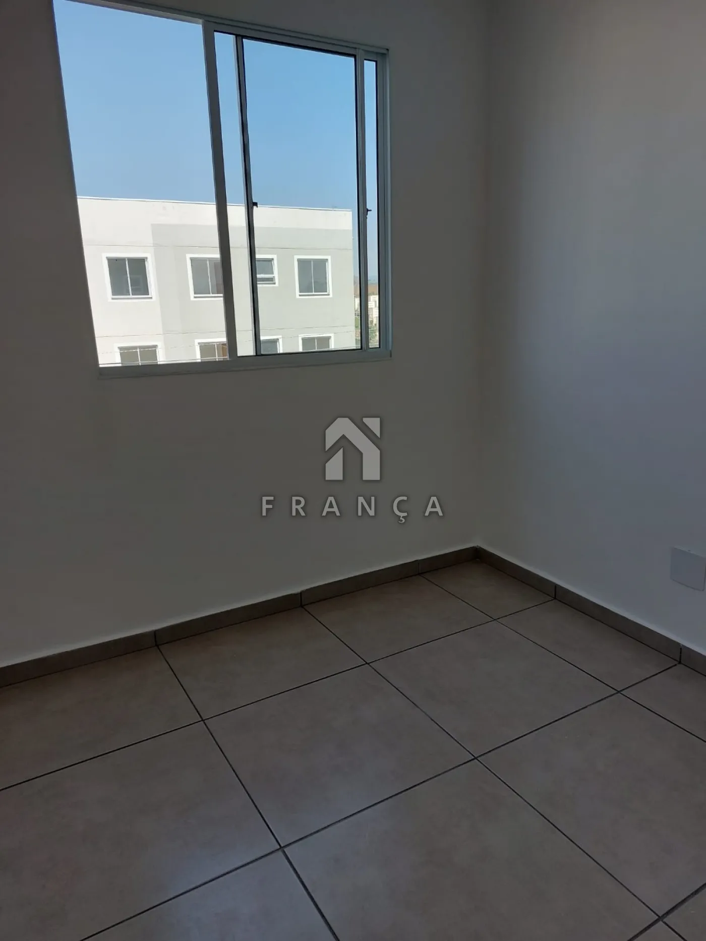 Alugar Apartamento / Padrão em Jacareí R$ 1.000,00 - Foto 9