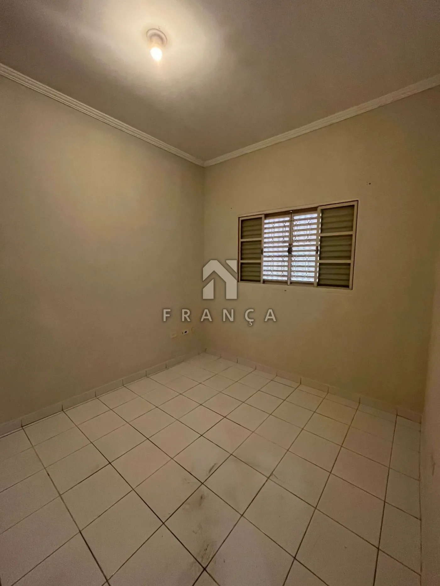 Alugar Casa / Padrão em Jacareí R$ 2.500,00 - Foto 18