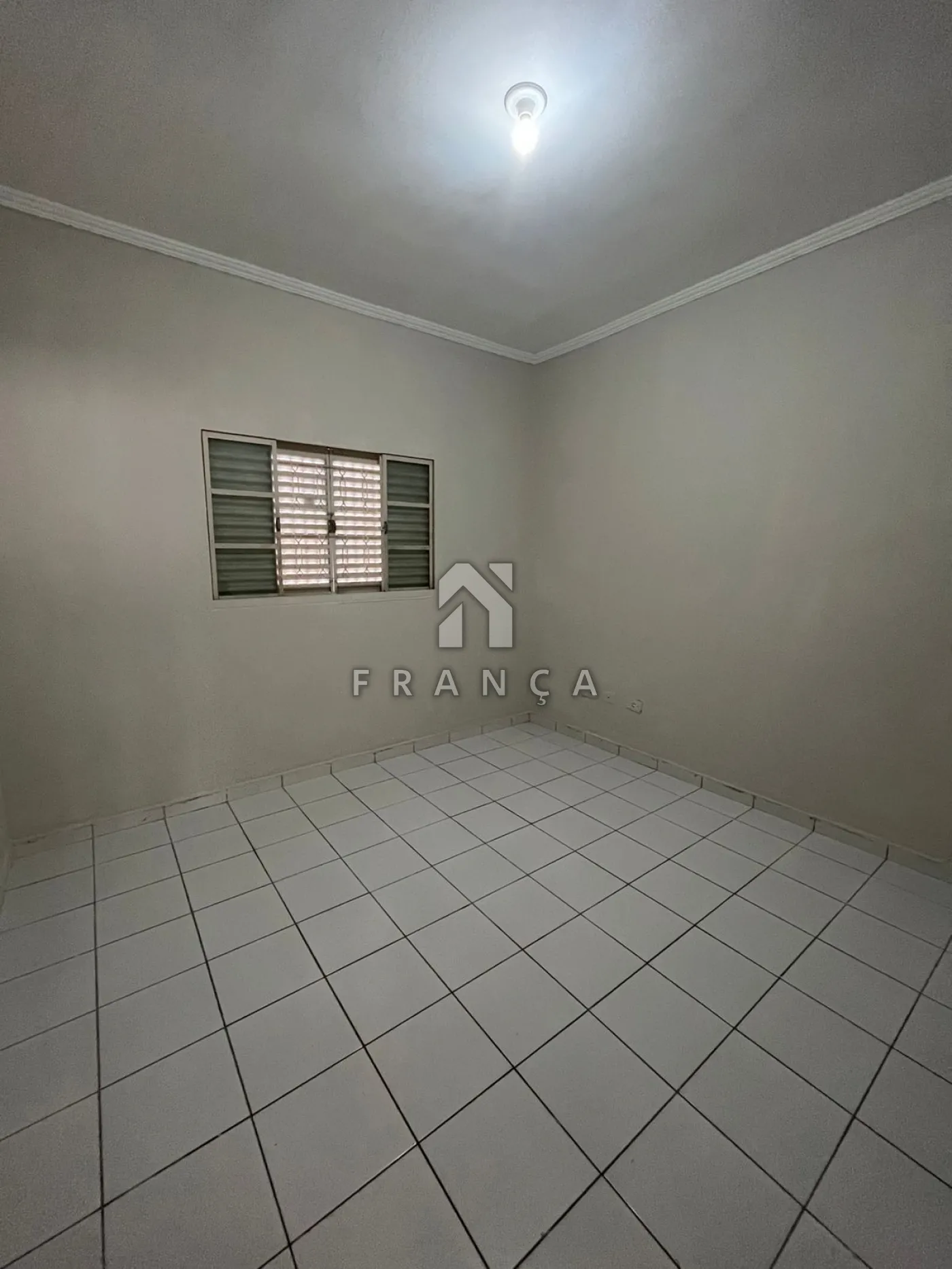 Alugar Casa / Padrão em Jacareí R$ 2.500,00 - Foto 12