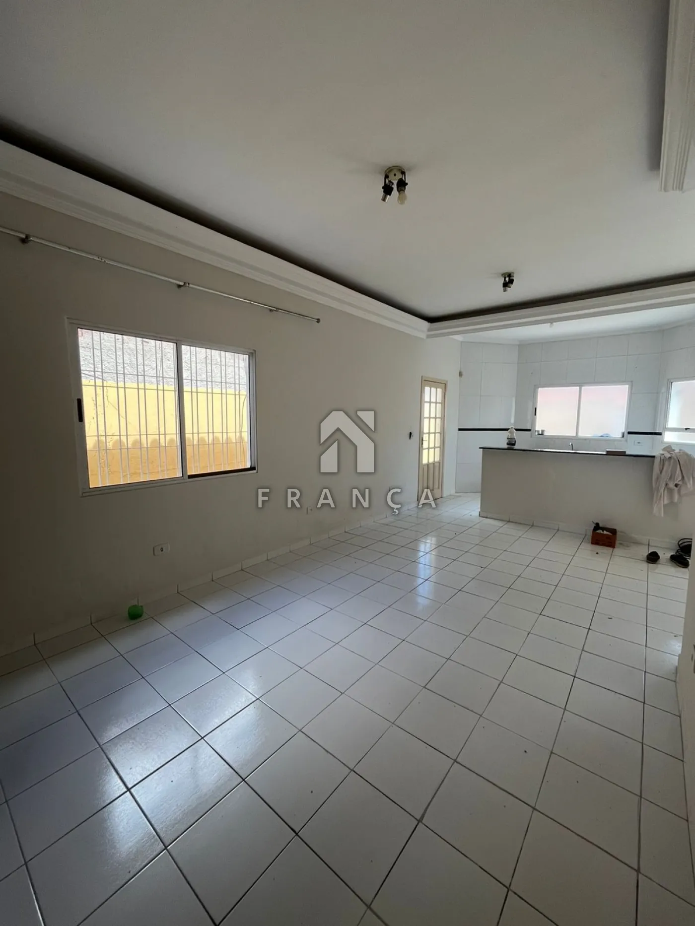 Alugar Casa / Padrão em Jacareí R$ 2.500,00 - Foto 11