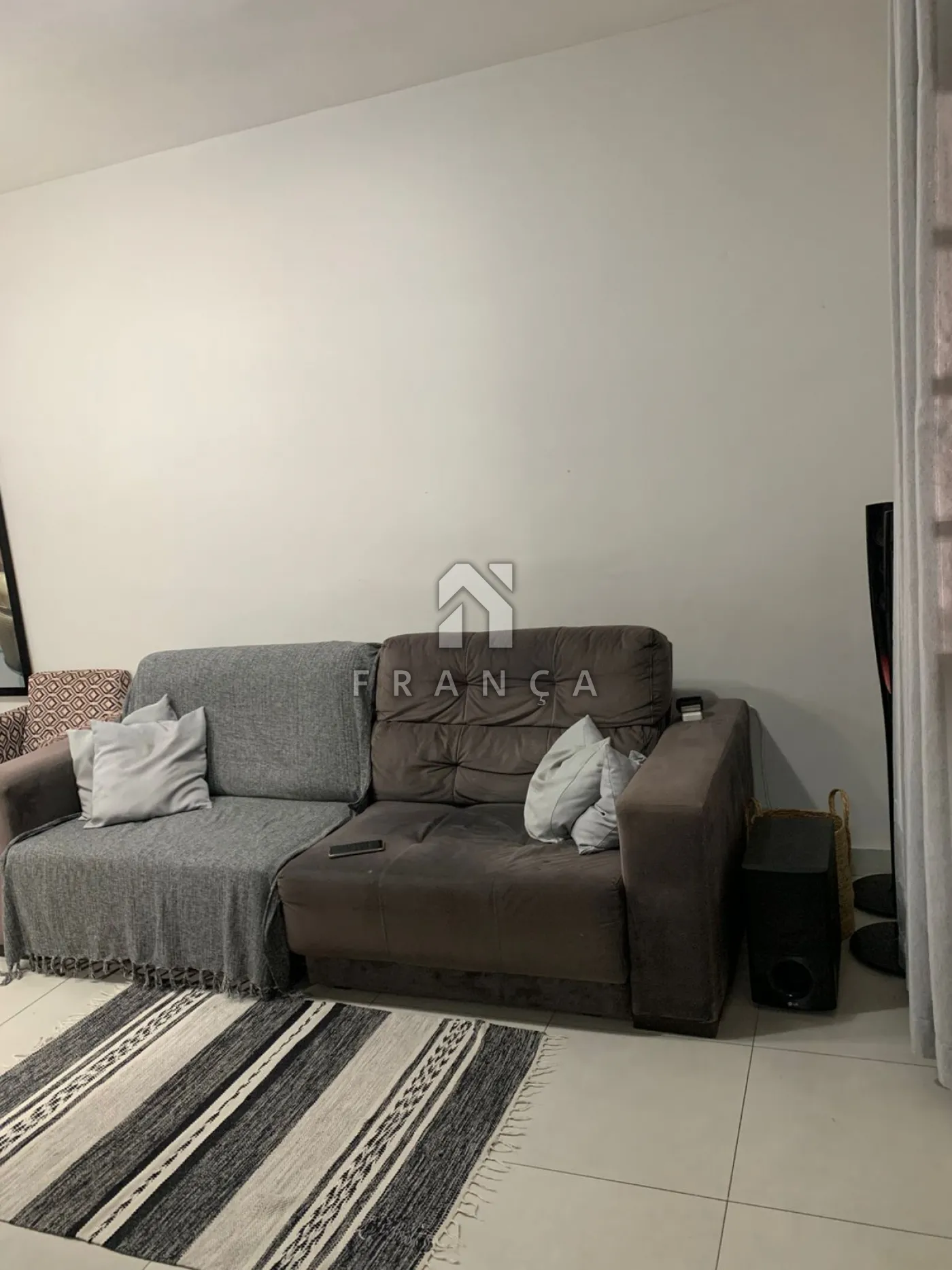 Alugar Casa / Padrão em Jacareí R$ 2.300,00 - Foto 7