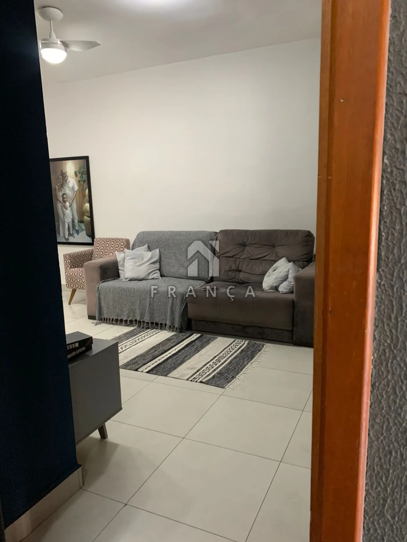 Alugar Casa / Padrão em Jacareí R$ 2.300,00 - Foto 8