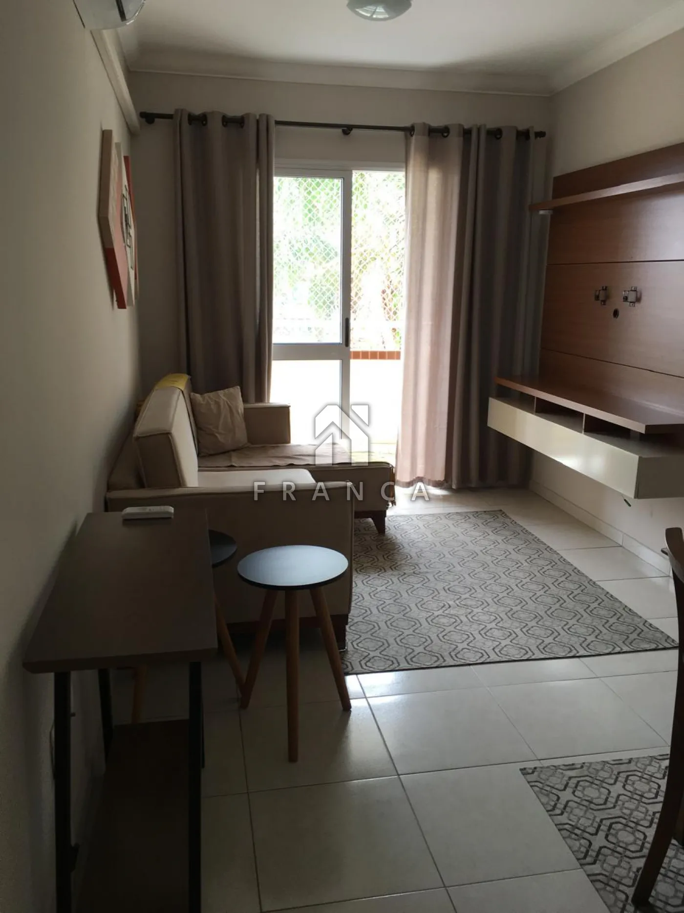 Alugar Apartamento / Padrão em Jacareí R$ 2.600,00 - Foto 5
