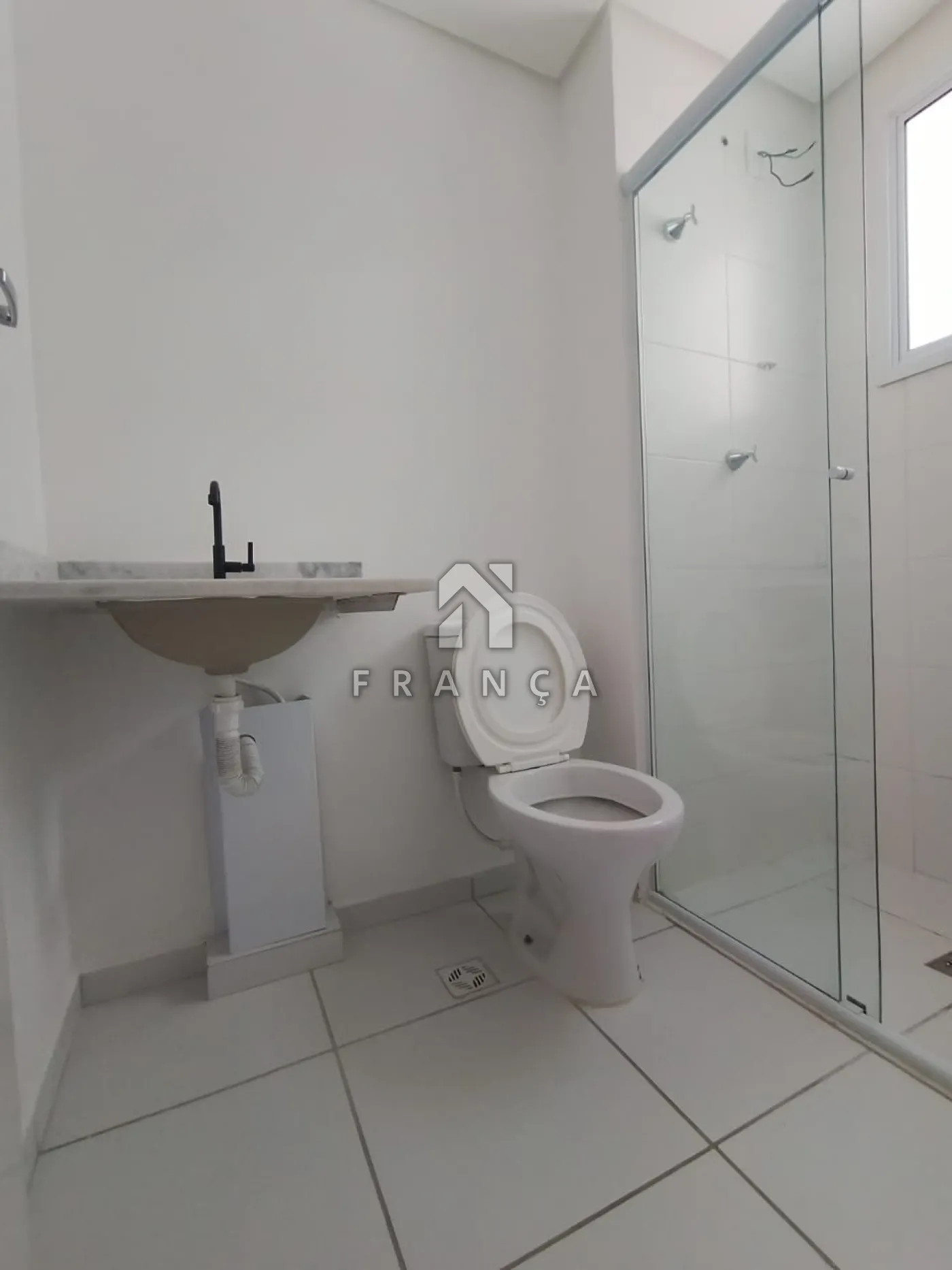 Alugar Apartamento / Padrão em Jacareí R$ 1.800,00 - Foto 16