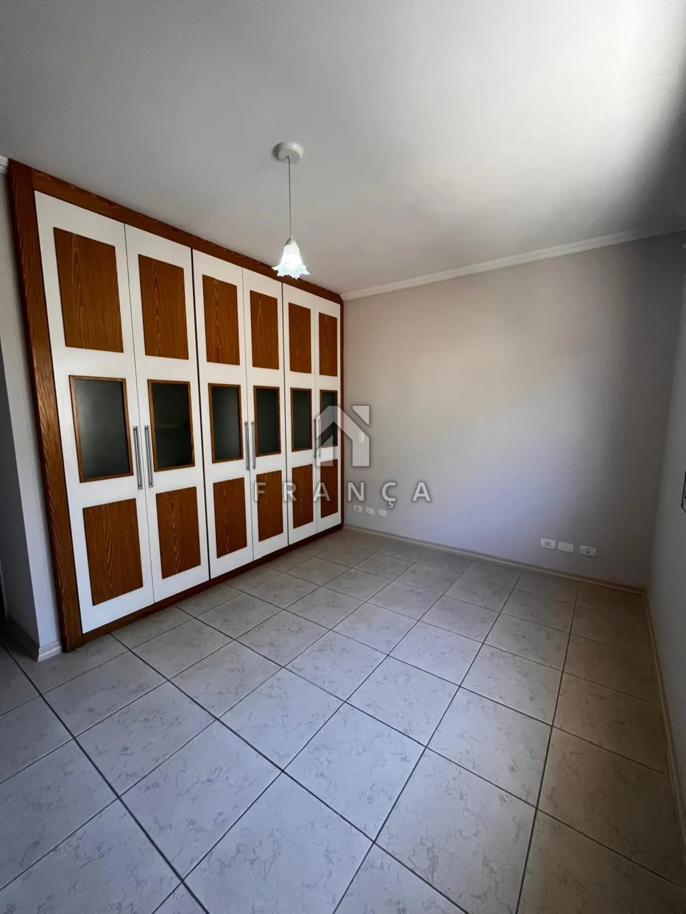 Alugar Casa / Condomínio em Jacareí R$ 10.800,00 - Foto 12