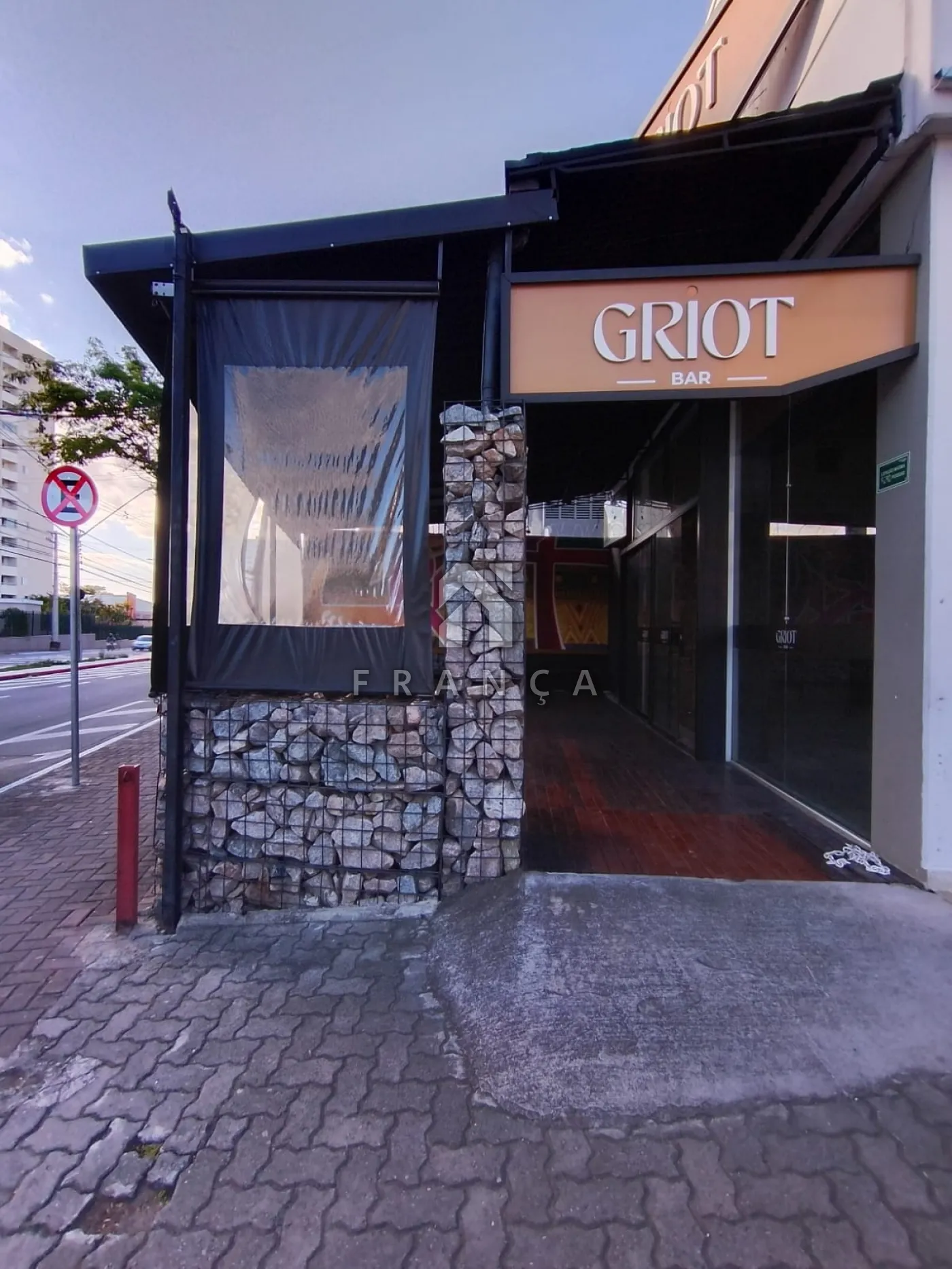 Comprar Comercial / Mall em Jacareí - Foto 2
