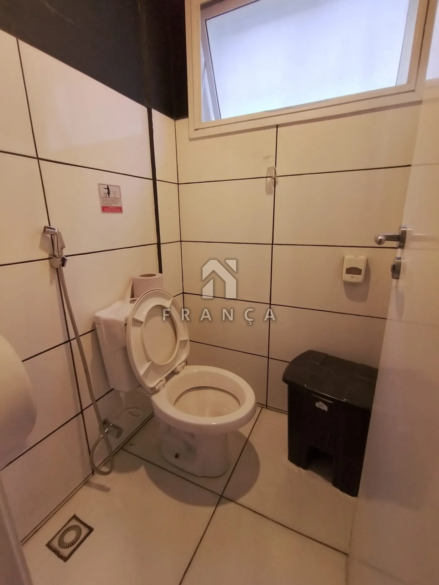 Comprar Comercial / Mall em Jacareí - Foto 18