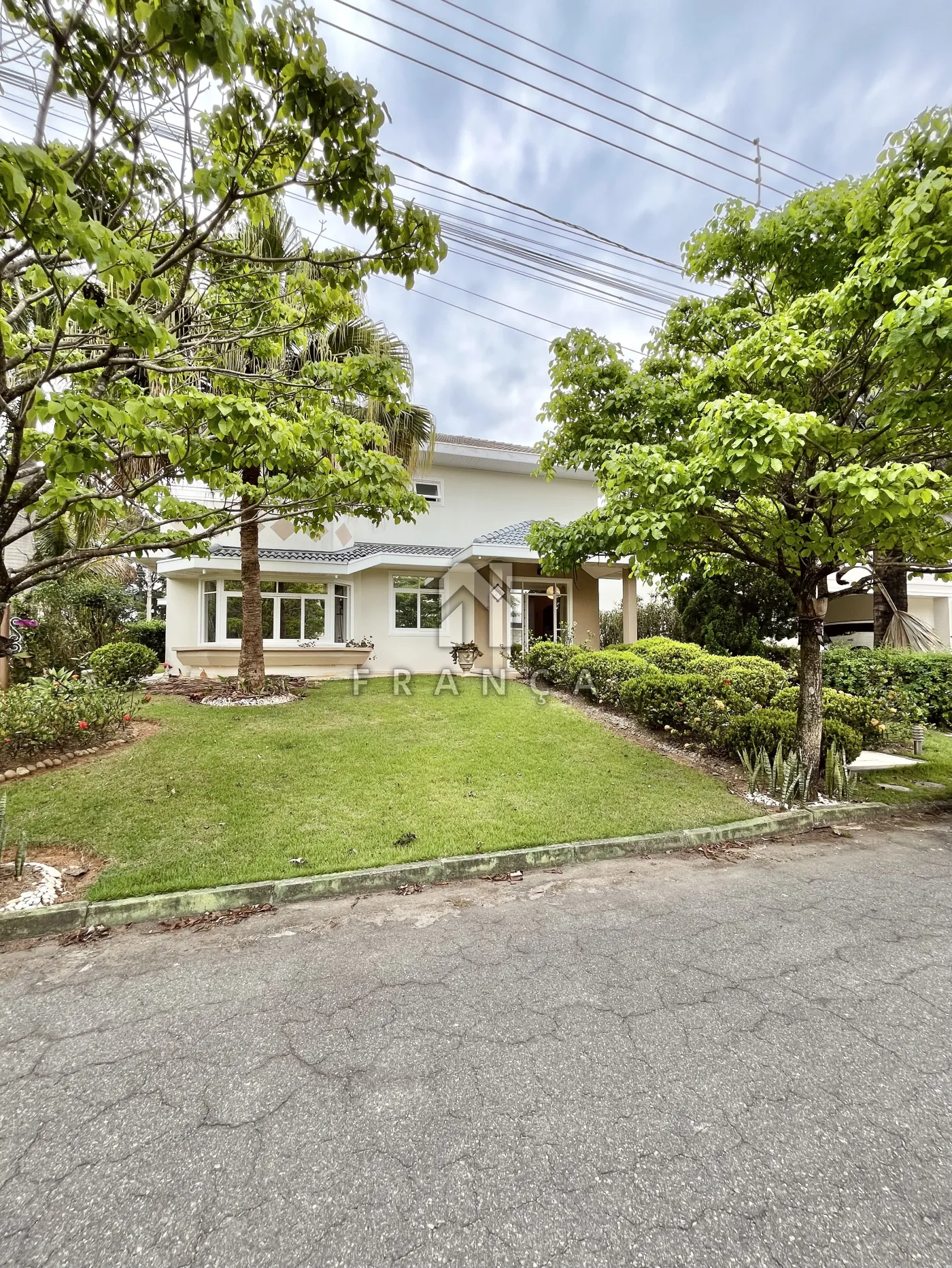 Comprar Casa / Condomínio em Jacareí R$ 2.700.000,00 - Foto 2