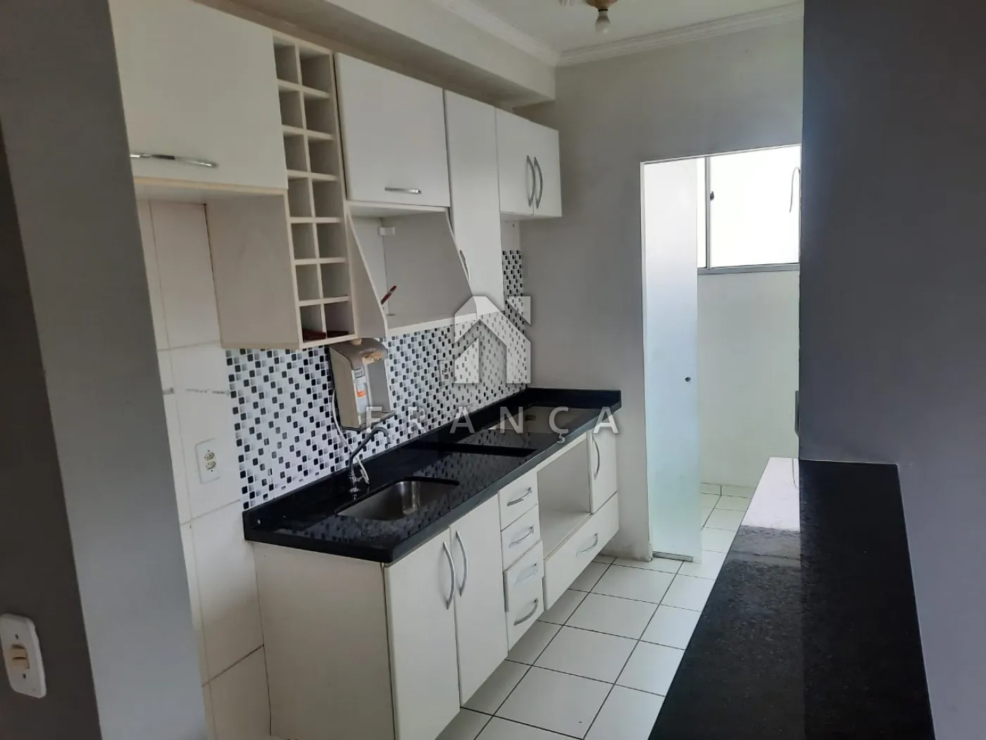 Alugar Apartamento / Padrão em Jacareí R$ 1.500,00 - Foto 6