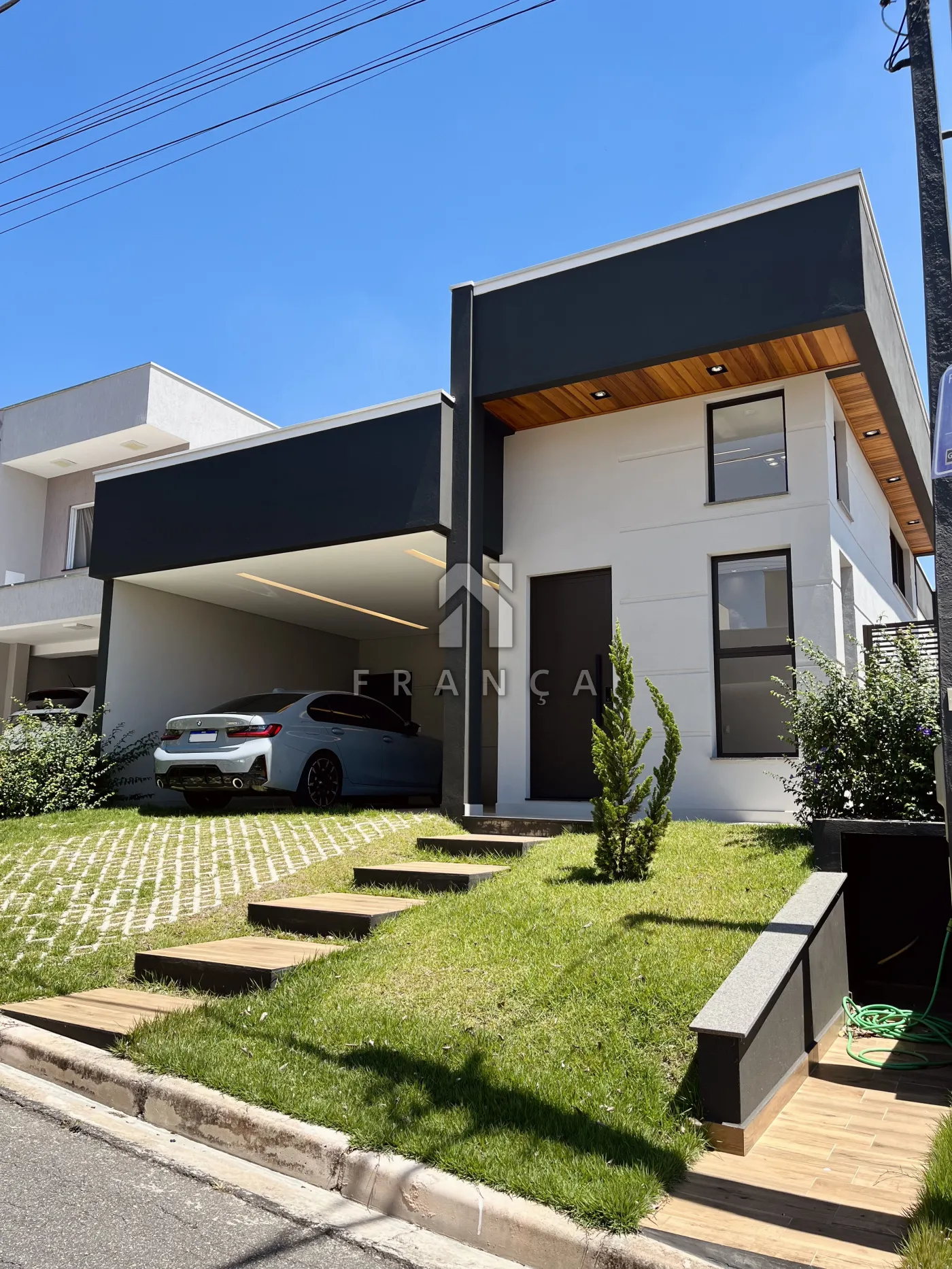 Comprar Casa / Condomínio em Jacareí R$ 1.490.000,00 - Foto 1