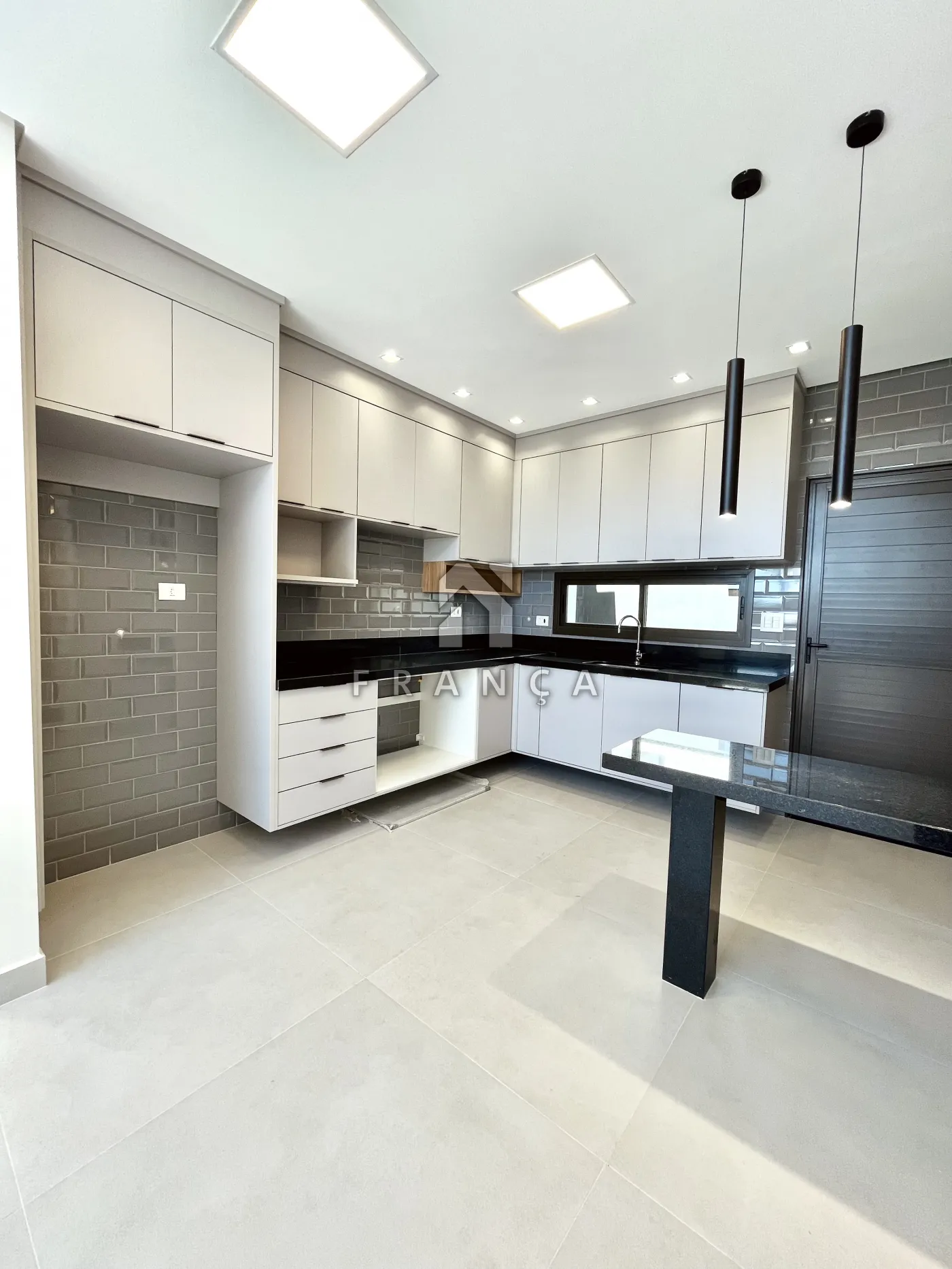 Comprar Casa / Condomínio em Jacareí R$ 1.490.000,00 - Foto 6