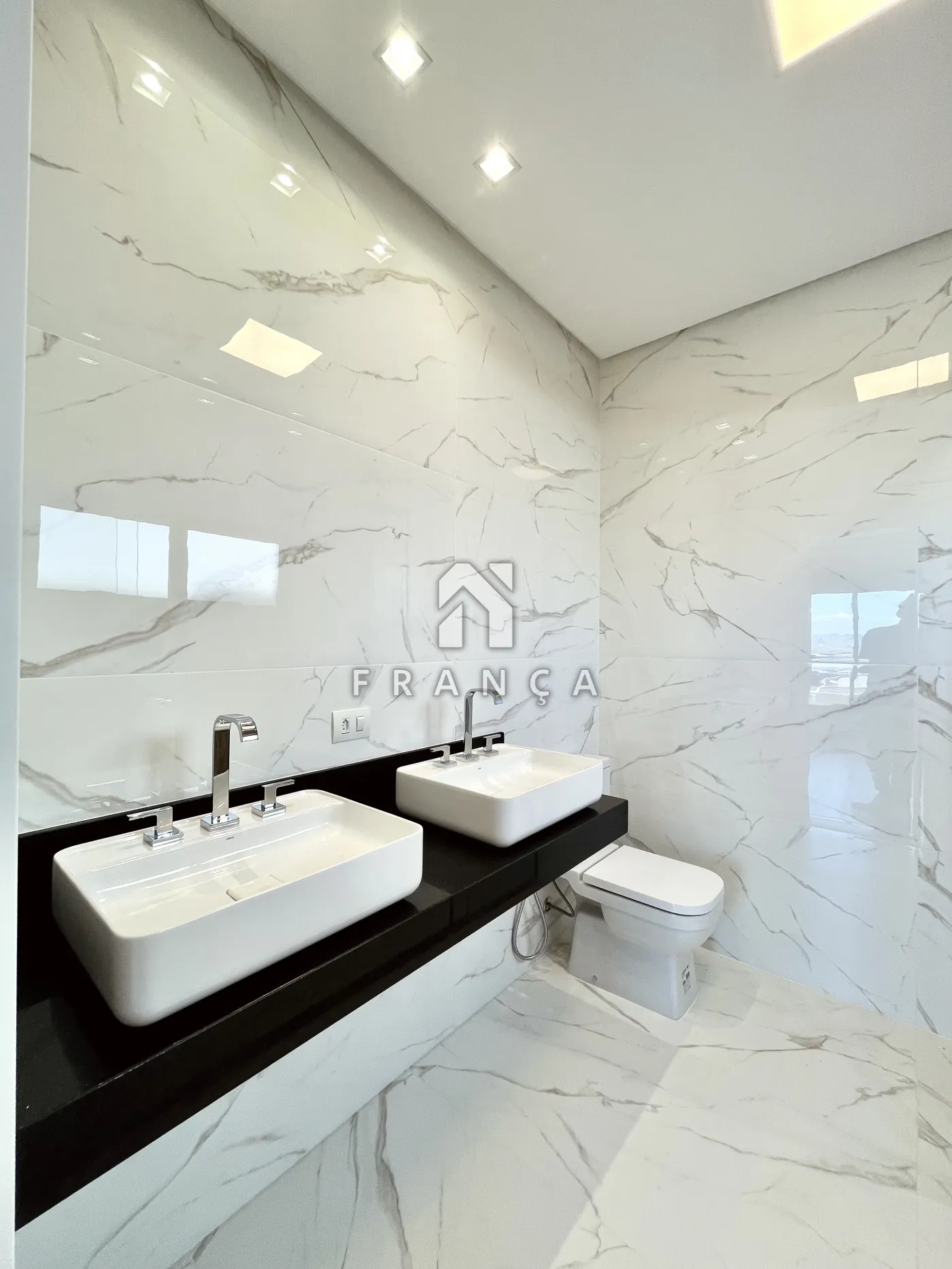 Comprar Casa / Condomínio em Jacareí R$ 1.490.000,00 - Foto 18