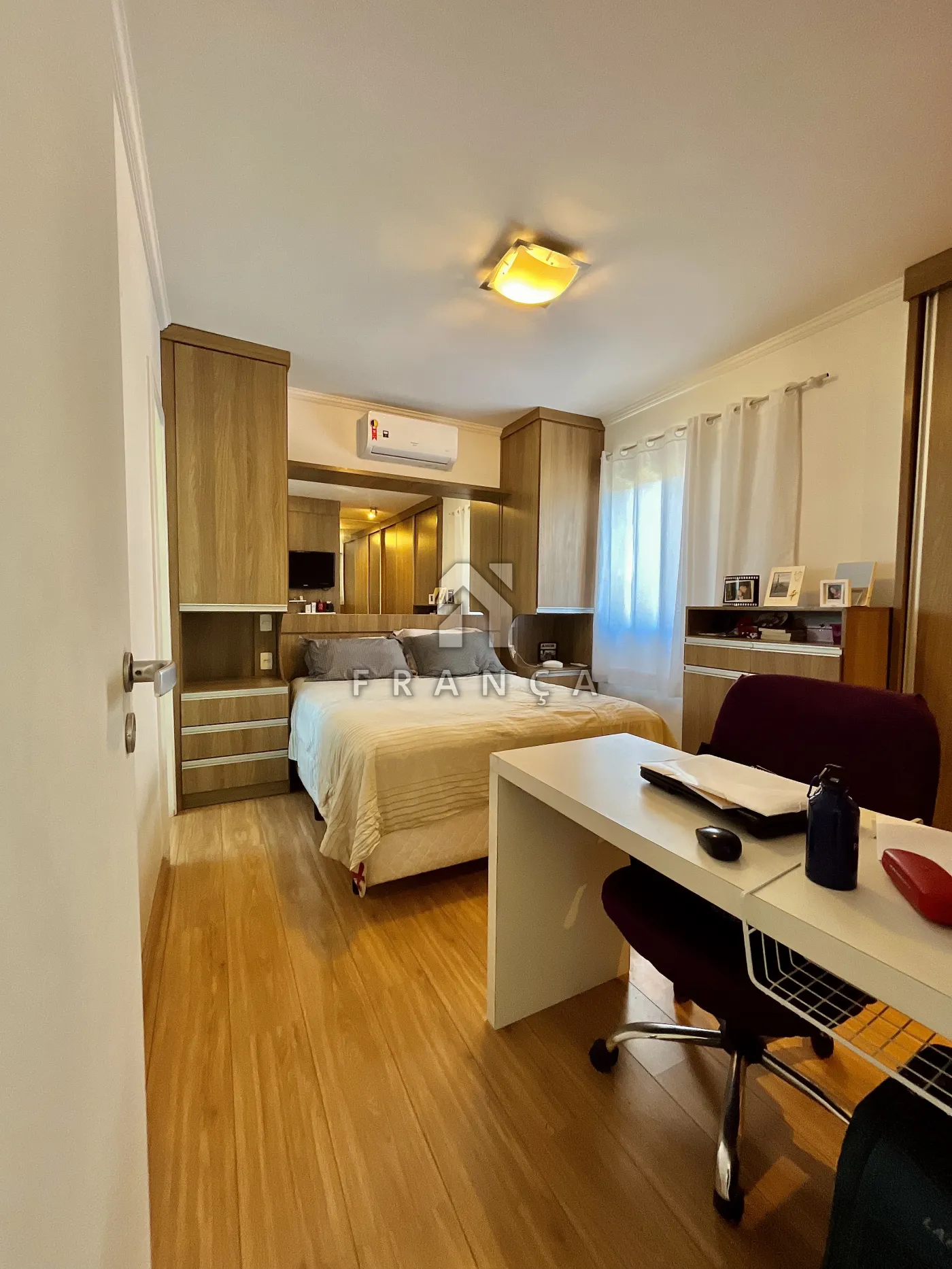 Comprar Casa / Condomínio em Jacareí R$ 1.100.000,00 - Foto 17