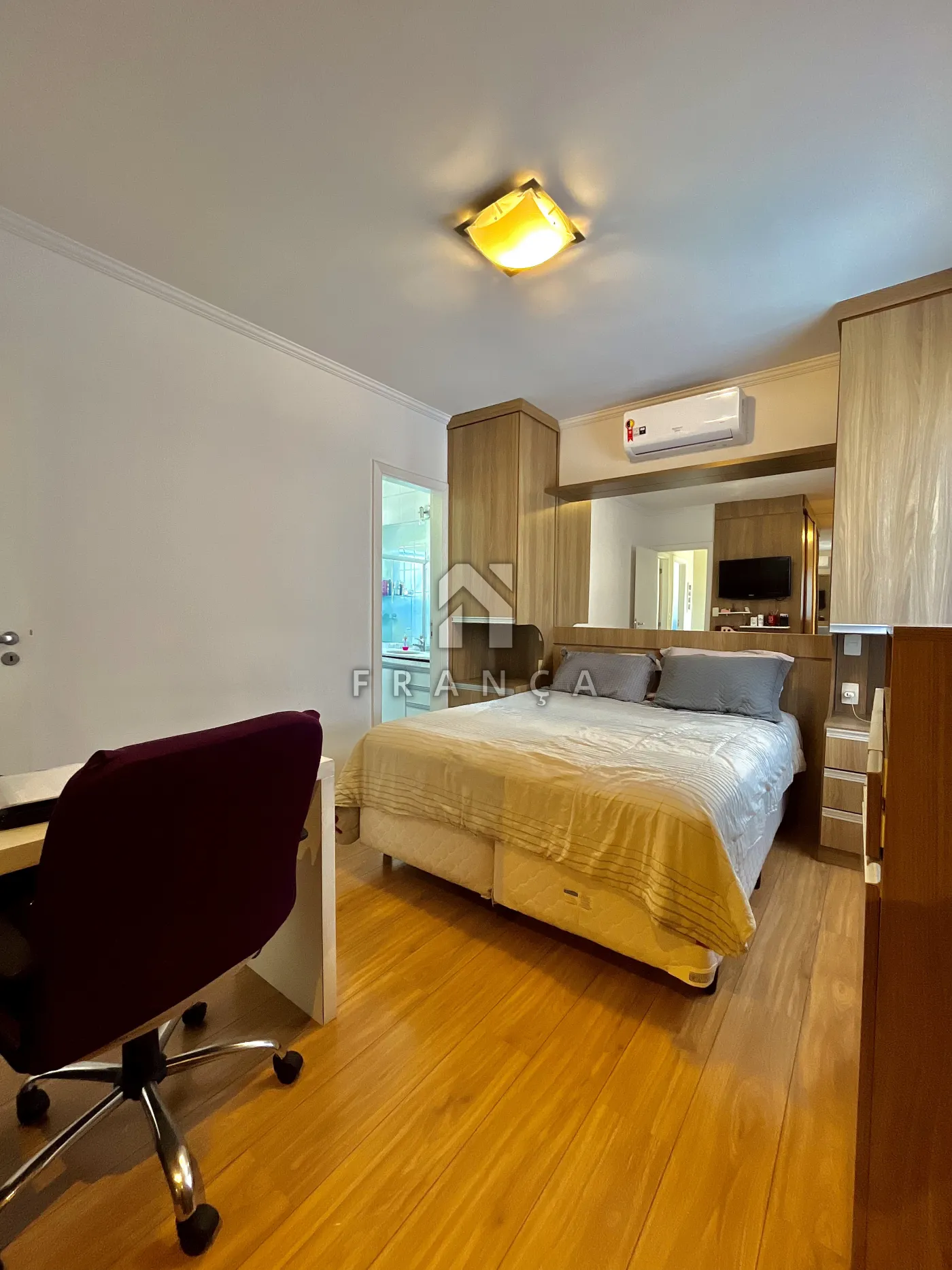 Comprar Casa / Condomínio em Jacareí R$ 1.100.000,00 - Foto 18