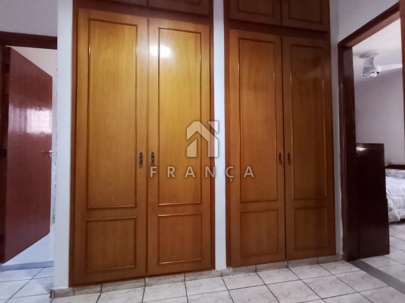 Comprar Casa / Padrão em Jacareí R$ 700.000,00 - Foto 11