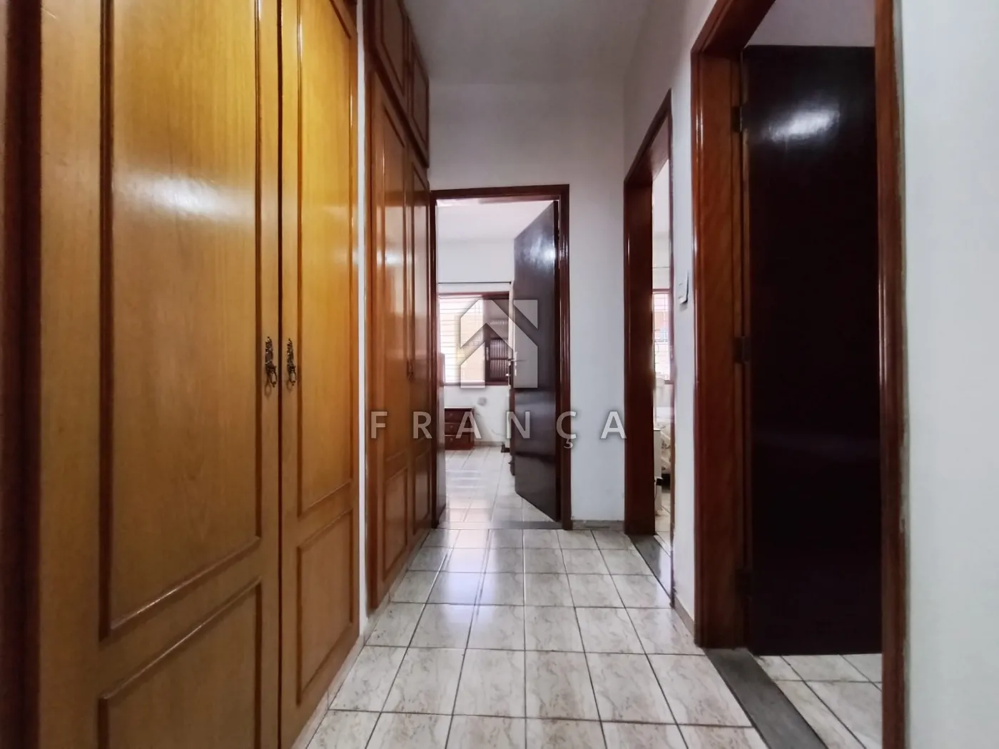 Comprar Casa / Padrão em Jacareí R$ 700.000,00 - Foto 10