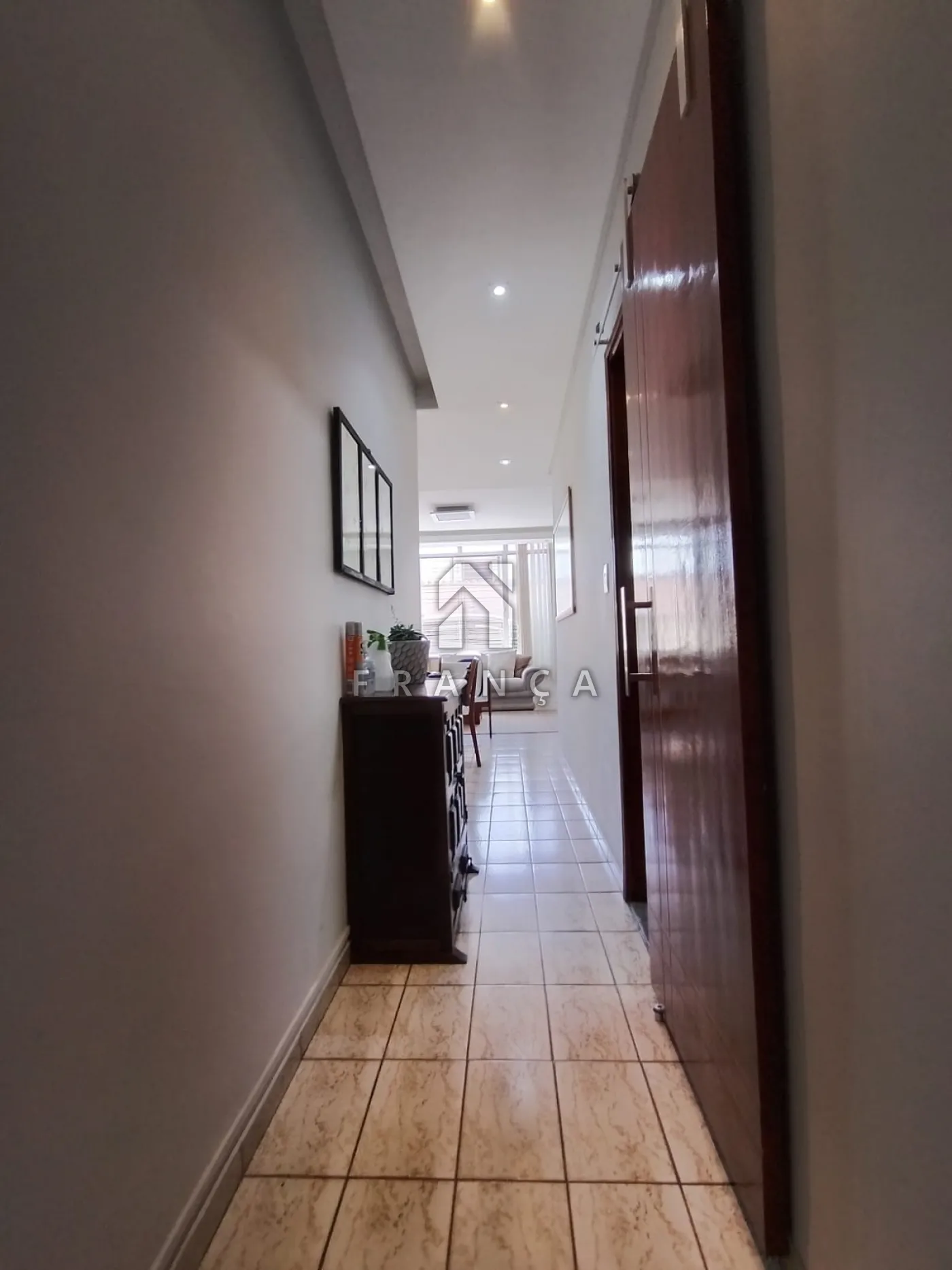 Comprar Casa / Padrão em Jacareí R$ 700.000,00 - Foto 9